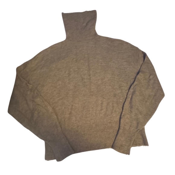 H&M OVERSIZED KNIT TURTLENECK SWEATER - Picture 1 of 3